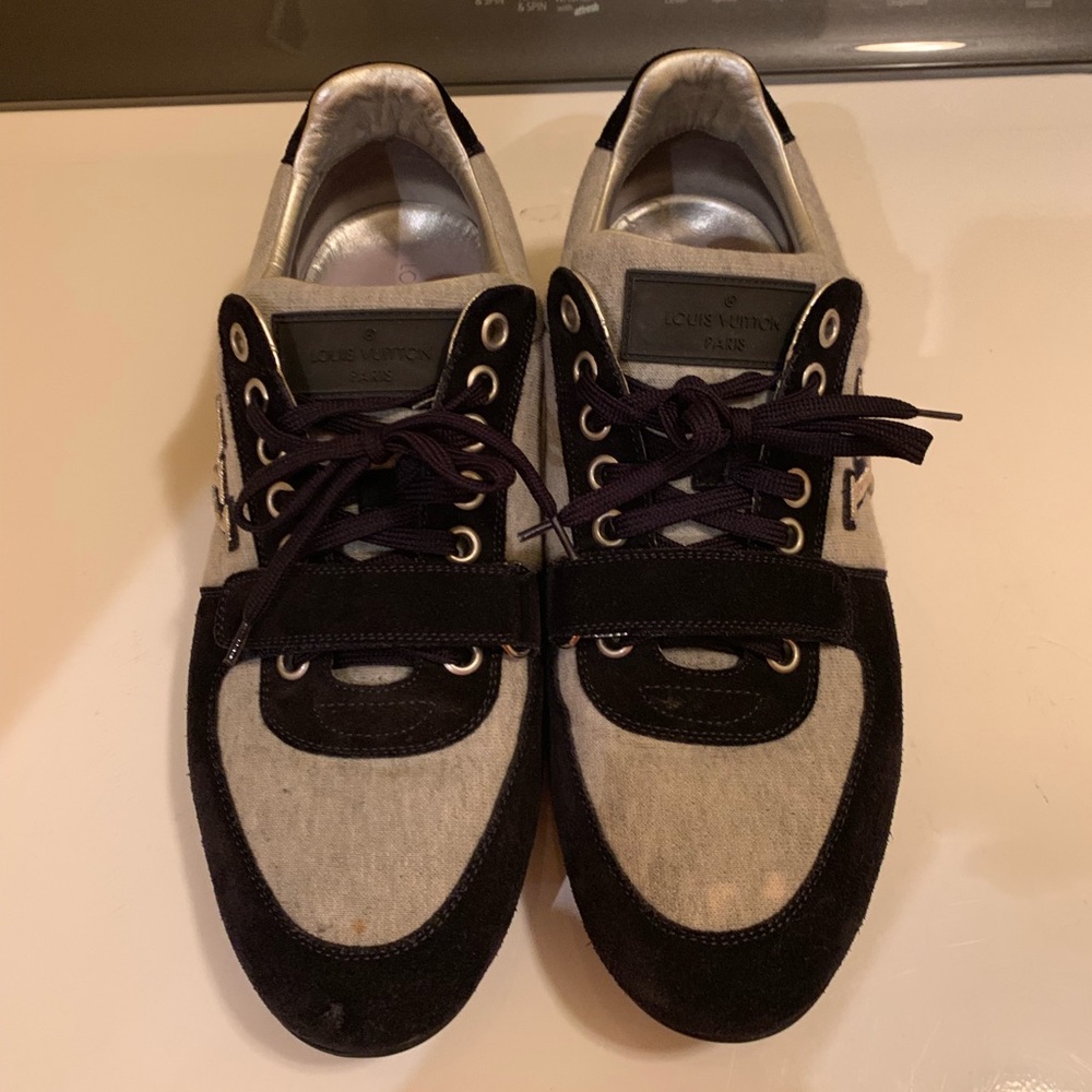 LOUIS VUITTON navy & gray sneakers